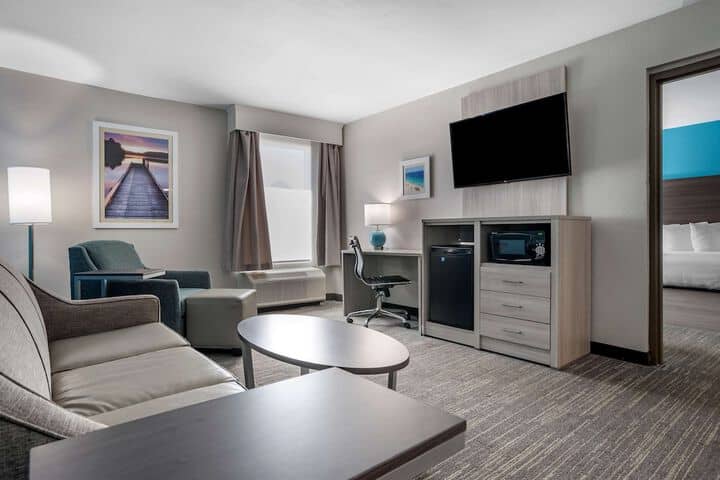 Room 7 of 29